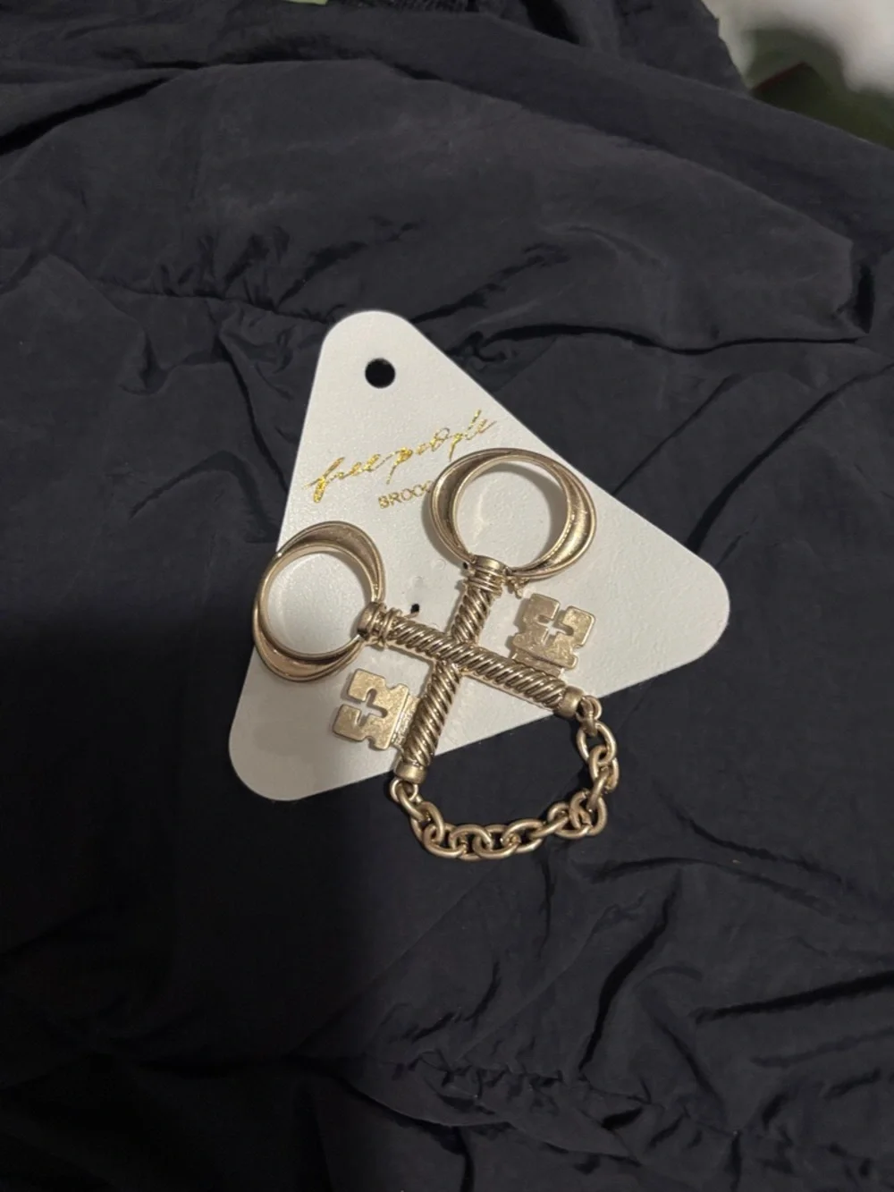 NWT Unlock Your Love Pin